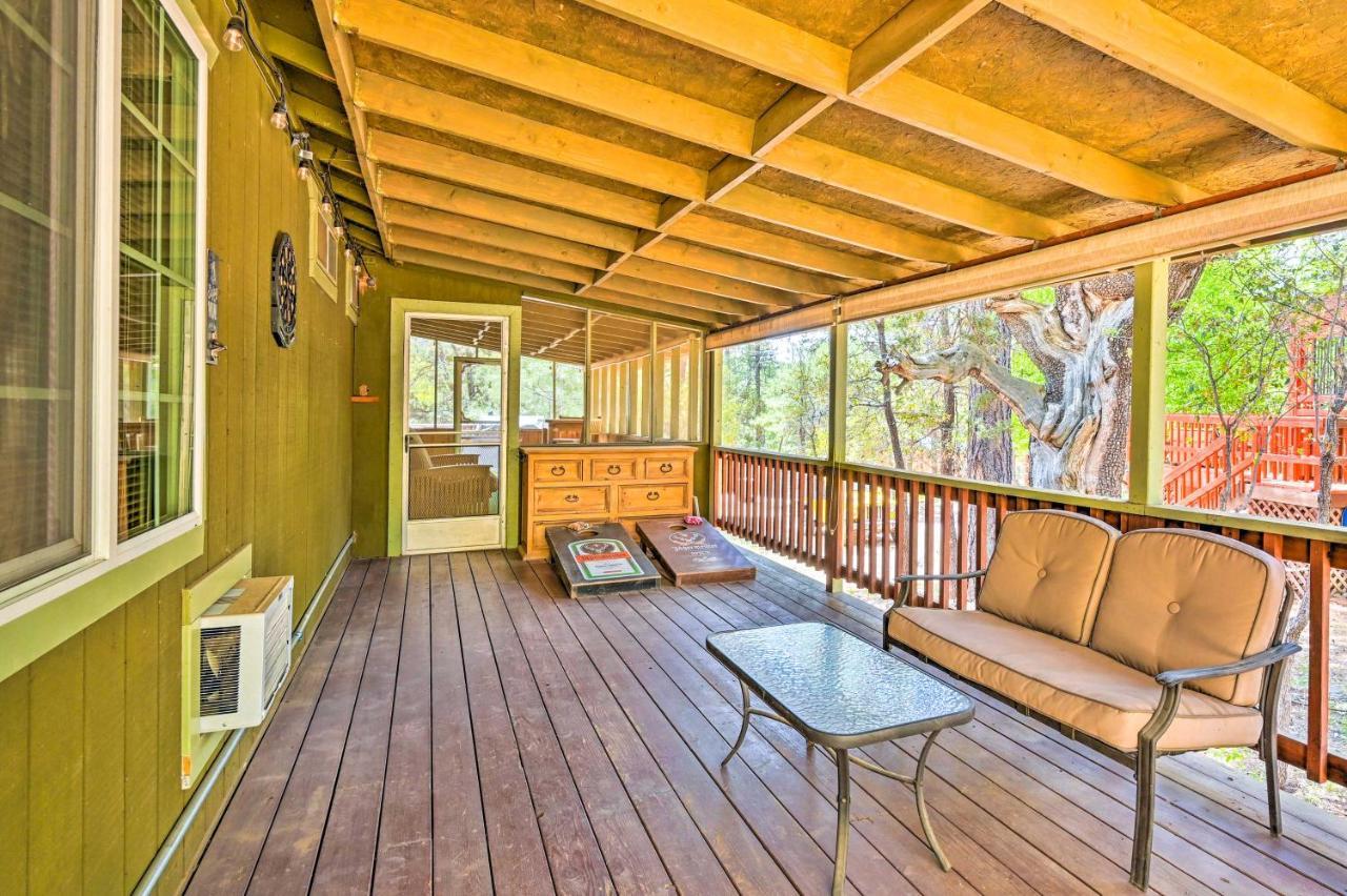 Pine Cabin In The Woods With Yard And Grill! Exterior foto